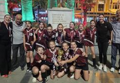 Bandırma’nın minik sultanları şampiyon oldu