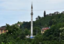 Geriye sadece o kaldı! Trabzon'da bu minare görenleri hayrete düşürüyor: 'Kimse yıkalım mı diye bir şey söylemedi'