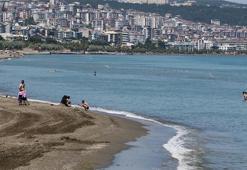 Rip akıntısı olimpik yüzücüler için bile tehlikeli! 'Açığa sürüklüyor'