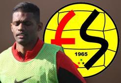 Eskişehirspor'un 25 bin Euroluk transferi çıkmazda! Yönetim kara kara düşünüyor