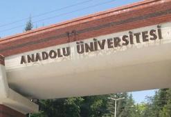 Anadolu Üniversitesi'nden yapay zekâ kararı: Artık o değerlendirecek