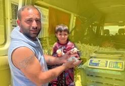 Kahramanmaraş'tan yola çıktılar! Ekmek parası için minibüste yaşıyorlar