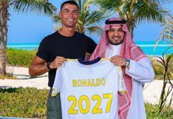 Cristiano Ronaldo, 2027 yılına kadar Suudi Arabistan takımı Al Nassr'da