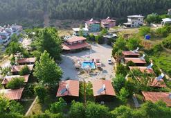 Trabzonlu öğretmenin Hatay'daki Karadeniz rüyası gerçek oldu: Emekli olunca yaptı, şimdi tesisinde adım atacak yer yok!