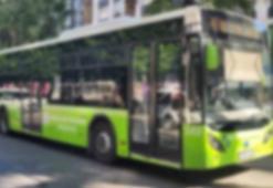 Adana'da otobüste rezalet! Emekli hakim yakalandı: Neden kadının bacaklarını çekiyorsun