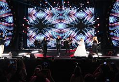 Haluk Levent’ten Samsunlu çifte sahnede büyük sürpriz!