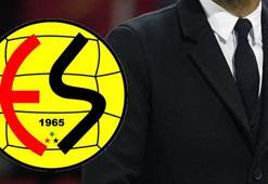 Balıkesirspor ile anlaştı, Eskişehirspor'a imza atıyor! Yer yerinden oynayacak: Yeni hoca belli oldu