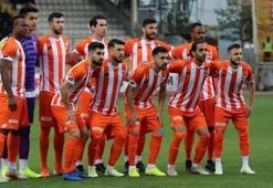 Adanaspor'da da durmadı: 6 ayda 3. kulübüne imzayı attı!