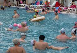 Şifalı sulara akın var: Kütahya'da termal havuzlar sıcaklardan bunalanların adresi oldu