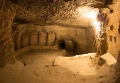 40 yıl önce mağaradaki Osmanlıca uyarıyı dinlemedi! Nevşehir'de arkeolog kazı sırasında bayıldı