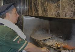 Gastronominin başkentinde en zor iş onların! Ocağın başında yaklaşık 100 derece oluyor