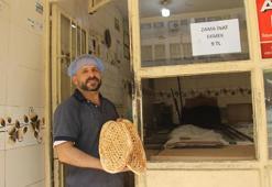 Önce zam yaptı sonra sinirlenip hem zammı geri aldı hem de indirim yaptı