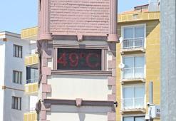 Türkiye kavruluyor! Termometreler 49 dereceyi gösterdi, sokaklar boş kaldı