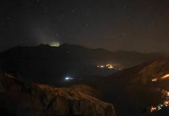 Erzurum-Artvin sınırında gizemli ışık! Bir anda ortaya çıktı, sosyal medyada gündem oldu