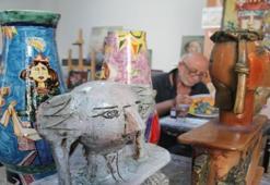 Ailesine destek olmak için başladı: 42 yıldır üretiyor