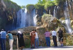 Konya'daki Yerköprü Şelalesi güzelliğiyle büyülüyor! Yaz sıcaklarında serinliğin adresi oluyor