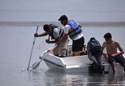 Müzik öğretmeni hayalini gerçekleştirdi: Kendi teknesiyle Van Gölü'ne açıldı, ama farklı bir görev için!