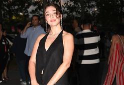 Kanal D yıldızlarının Jennıfer çıkarması! Herkes onlara, onlar JLO'ya hayran