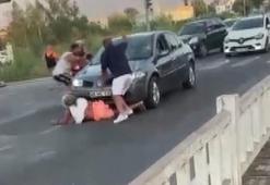 Muğla'da 'pes' dedirten görüntü! Otomobiliyle, çarptığı kadının üzerinden geçip kaçmaya çalıştı