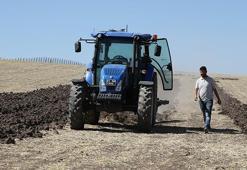 Diyarbakır'da bir ilk! Çiftçilere dağıtıldı; Verimli tarlalarda şoförsüz traktör devri