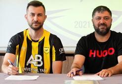 Galatasaray'ın eski yıldızı Adana 01 FK'ya transfer oldu