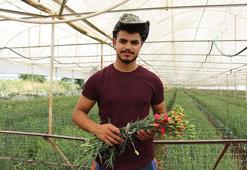 Gülüyle meşhur Isparta'da hiç denenmeyeni denedi! Ürettiğinin yüzde 95'ini Avrupa'ya ihraç ediyor