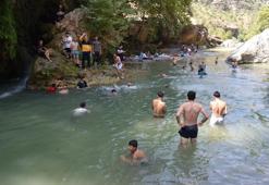 Batman'da sıcaktan bunalanlar akın ediyor: Zore Vadisi serinletiyor