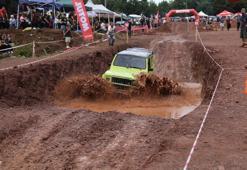 Artvin'de nefes kesen anlar: Kafkasör Yaylası'nda yarıştılar