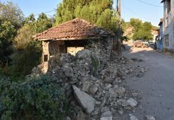 Balıkesir'de sabah ortaya çıktı: Depremde yıkılan ve hasar gören binalar havadan görüntülendi