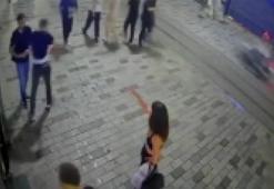 Kıskanç kadın Taksim'de terör estirdi! Sevgilisi dahil 3 kişiyi bıçakladı