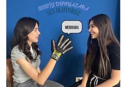 Ankara'dan konuşma engellilere umut veren buluş: İşaret dilini anında çeviren akıllı eldiven geliştirildi!