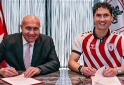 Samsunspor'un yeni kalecisi Albert Posiadala imzayı attı!