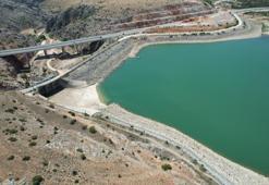 Konya'da çölleşme kapıda! Yeraltı suları hızla tükeniyor, barajlarda su seviyesi dibi gördü