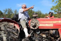 Kırık ayağıyla yangın bölgesine su taşıdı: Sakarya'da su tankeriyle görüntülendi