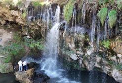 Saklı cennet olarak biliniyor, sesi ve görüntüsüyle mest ediyor