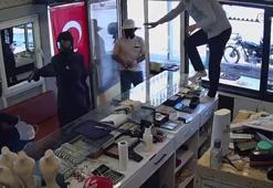 Hatay'da kuyumcu soymaya çalışan acemi hırsızların hali kameraya yansıdı!