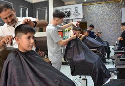 Eskişehir'de örnek proje! Bu mahallede kitap okuyan çocuklar ücretsiz tıraş oluyor