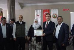 Bitlis'te Orman Köylülerini Kalkındırma Projesi kredisiyle alınan 14 süt sağım makinesi kadınlara teslim edildi