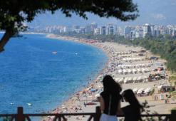 Termometreler 37 dereceyi gösterdi! Yazın son günlerinde sahiller doldu taştı
