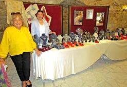 &#199;eşme&#39;nin tarihi kalesi emeğin sergisi oldu!