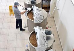 Evde başladı şimdi yurt dışından gelen siparişlere yetişemiyor!