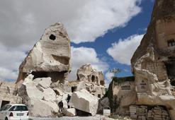Nevşehir Kapadokya'da bir peribacası çöktü!