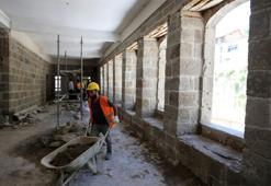 Bitlis'in ilk mektebi yeniden hayat buldu: 100 yıllık okul restore edildi!