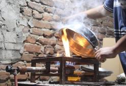 Anadolu&#39;nun kaybolmaya y&#252;z tutan mesleği! Bakır kullanımını azalınca usta da yetişmiyor