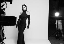 Demet Özdemir’den siyah beyaz pozlar
