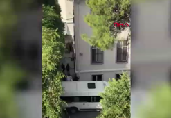 Marmara Denizi'nde meydana gelen deprem İstanbul'da hissedildi! Vatandaşların binalardan çıkışı böyle görüntülendi