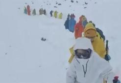 Everest’teki kar fırtınası nedeniyle bin kişi mahsur kaldı