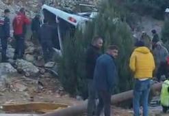 Mersin'de işçileri taşıyan minibüs şarampole yuvarlandı! Çok sayıda ölü ve yaralı var