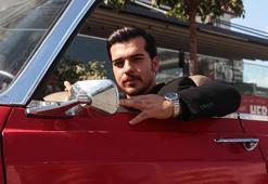Adanalı Eşref Tek sosyal medyada gündem oldu! Klasik otomobiliyle Çağatay Ulusoy'u aratmıyor