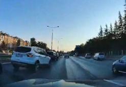 Eskişehir çevreyolunda dehşet anları: Son anda frene bastı, kazayı görüp yavaşlayana arkadan böyle çarptı!